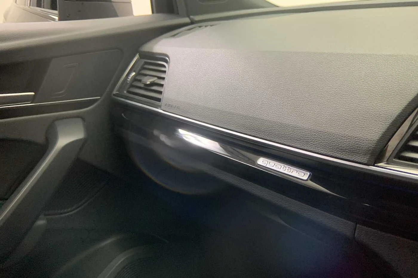 Audi-Q5-image-20