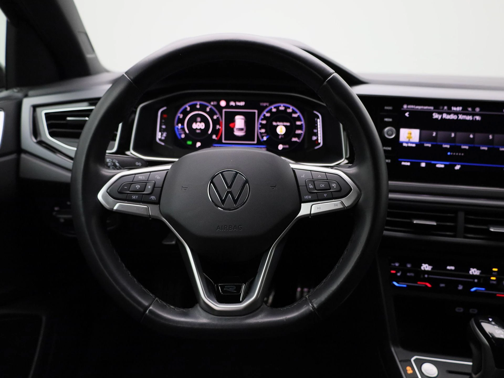 Volkswagen-Taigo-image-6