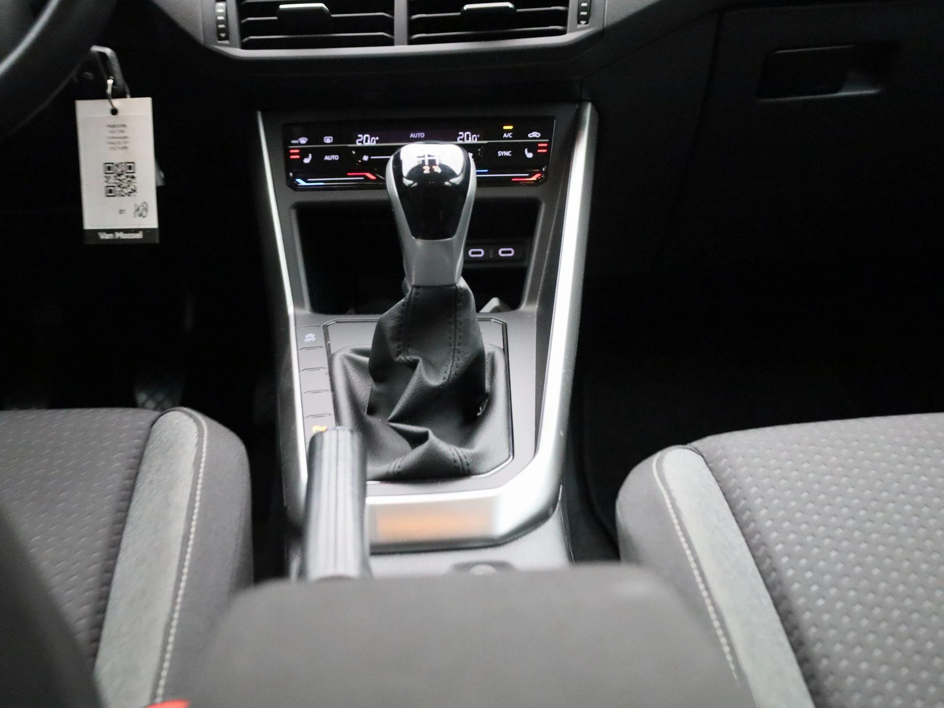Volkswagen Polo 1.0 TSI Life Business