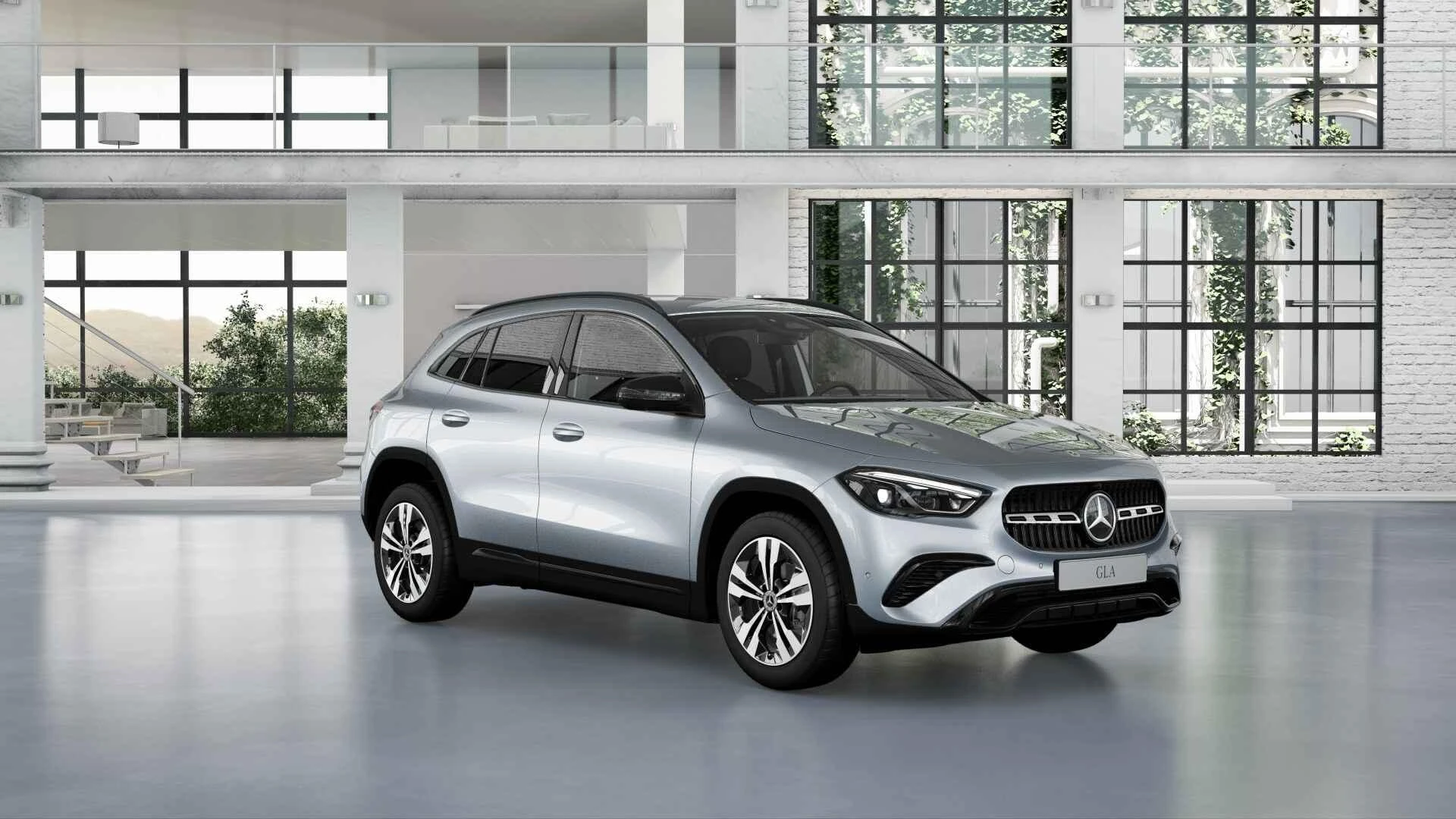 Mercedes-Benz-GLA-image-1