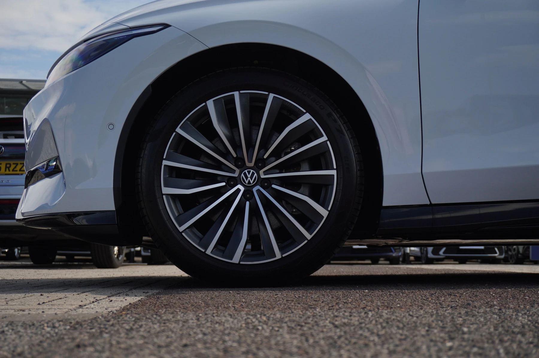 Volkswagen-ID.7-image-4