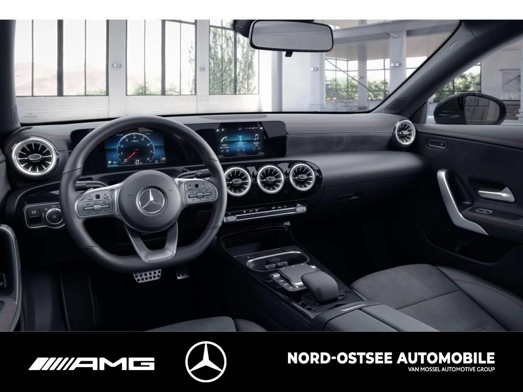 Mercedes-Benz CLA 220 d AMG PANO SHD TEMPOMAT MBUX SITZHEIZUNG AMG Line