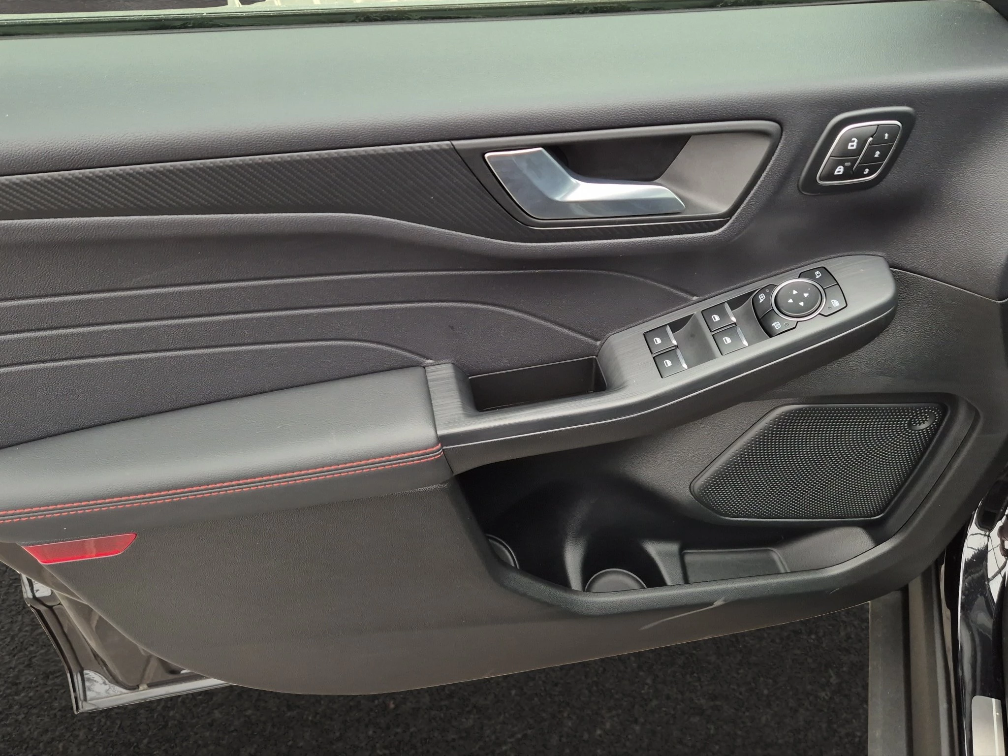 Ford-Kuga-image-15