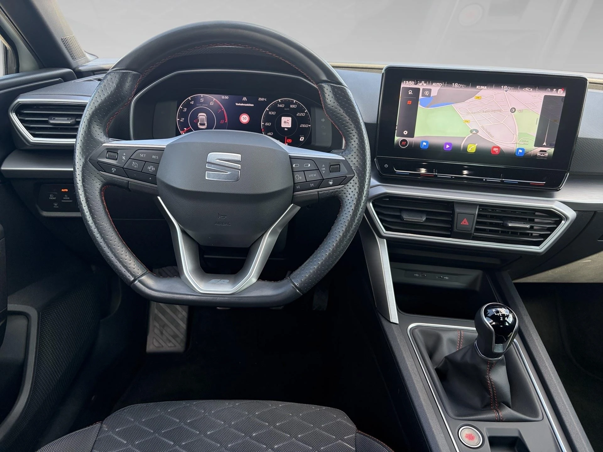 SEAT-Leon-image-3