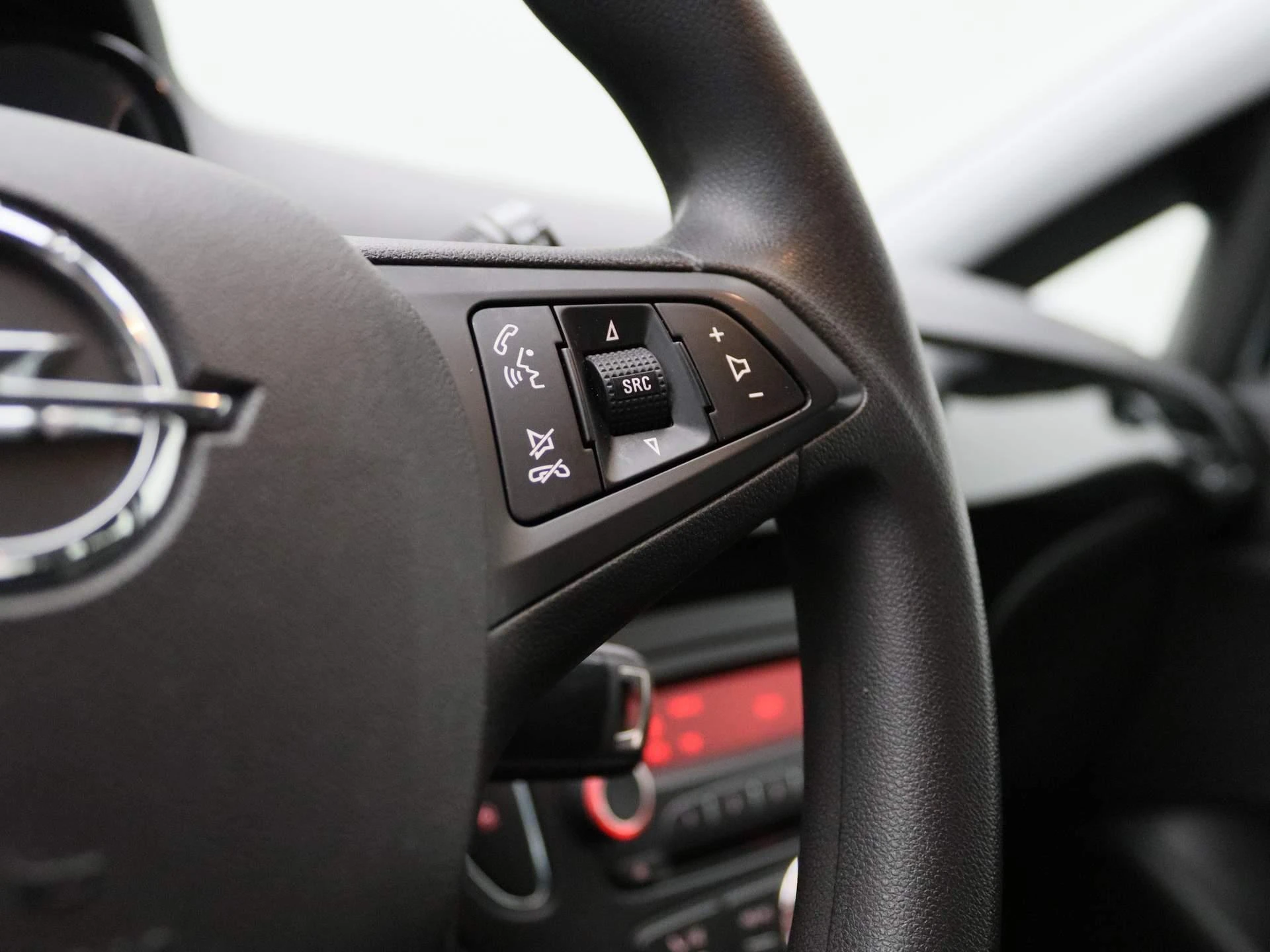 Opel-Corsa-image-9