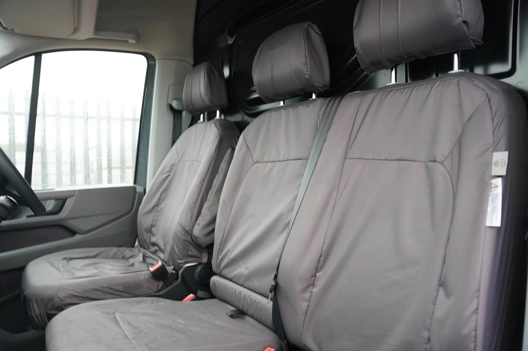 Volkswagen-Crafter-image-30