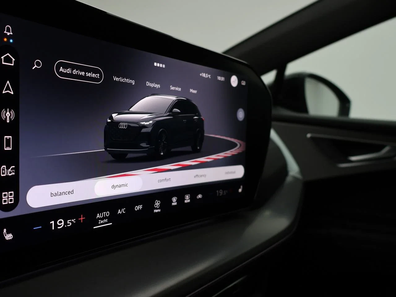 Audi-Q4 e-tron-image-11