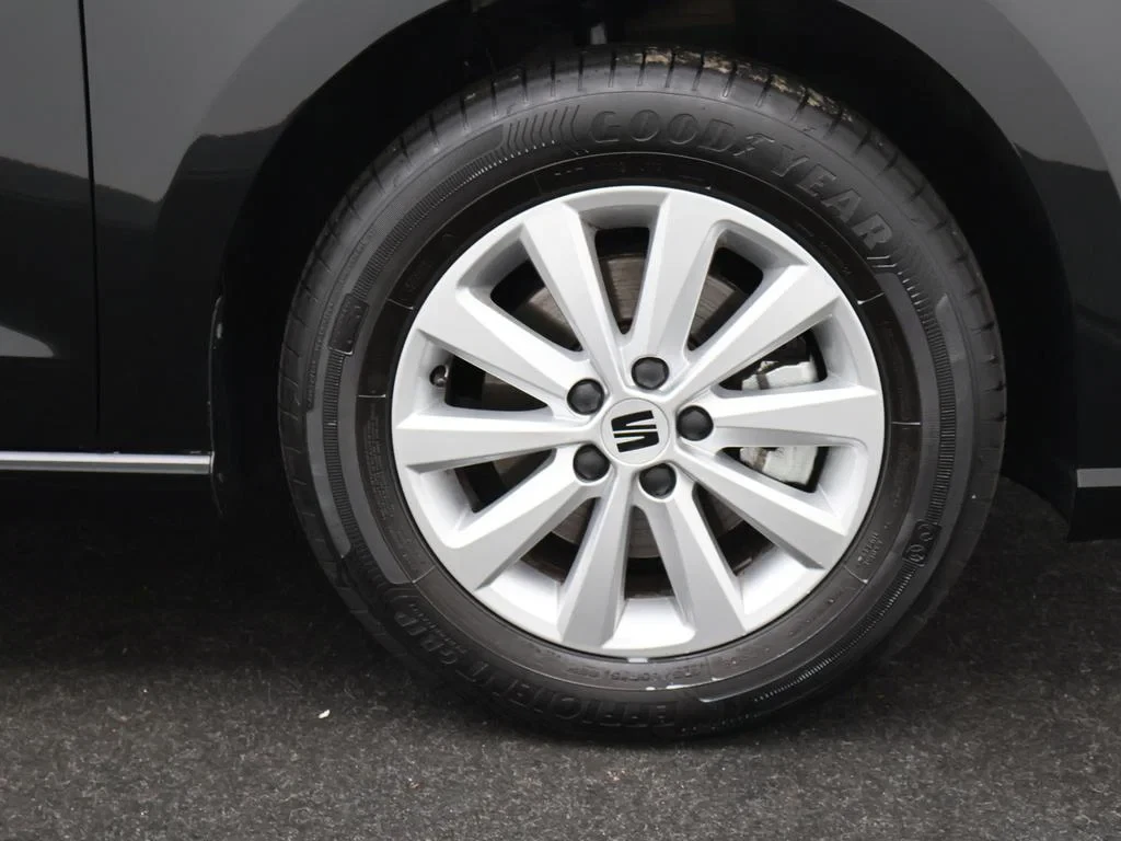 SEAT-Ibiza-image-9