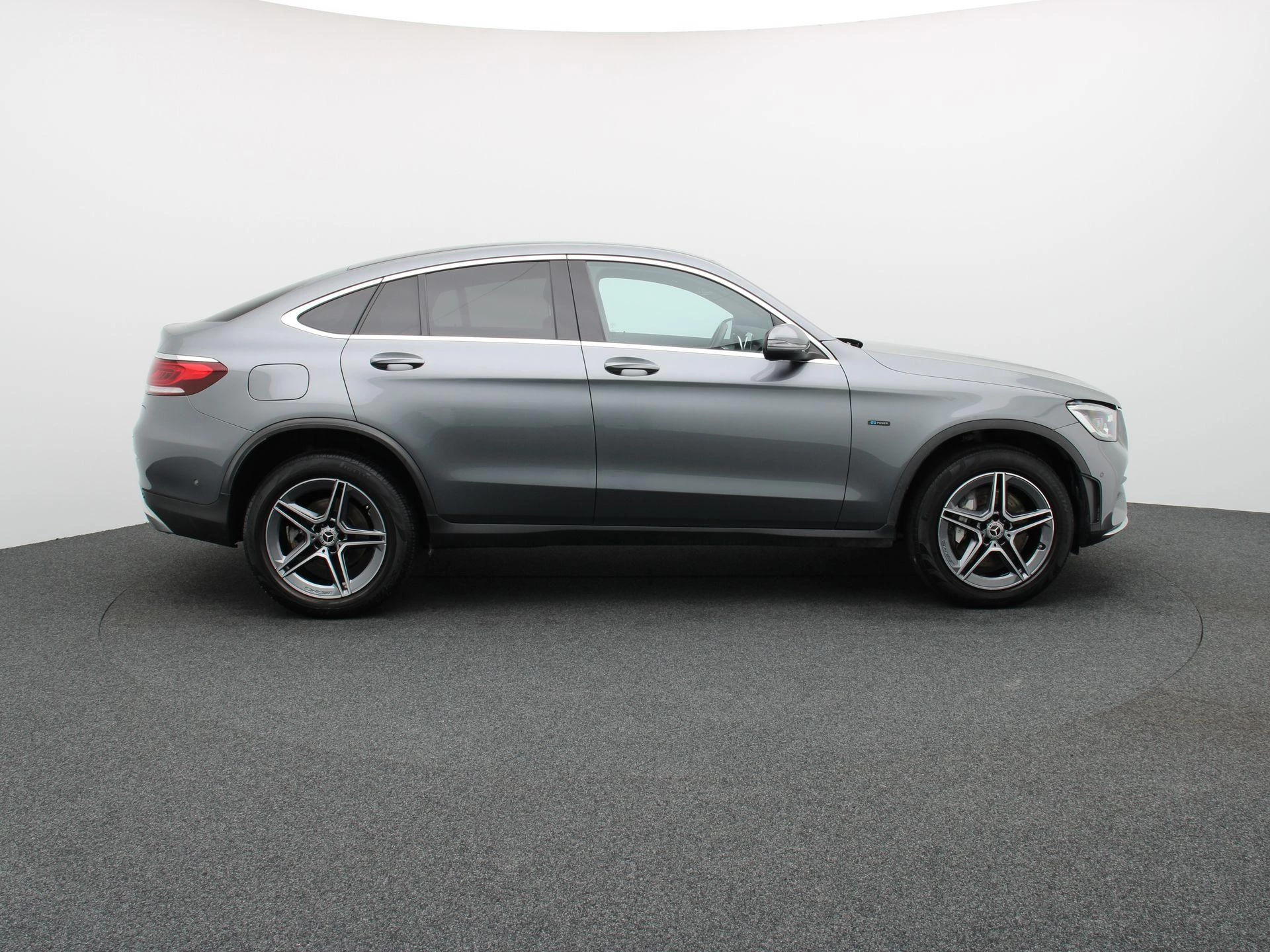 Mercedes-Benz GLC 300 de 4MATIC Coupé + AMG LINE + BURMESTER + CARPLAY +