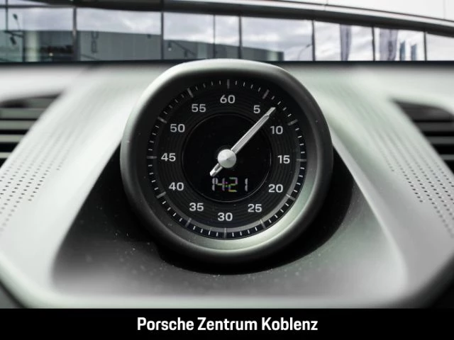 Porsche Cayenne Electric -