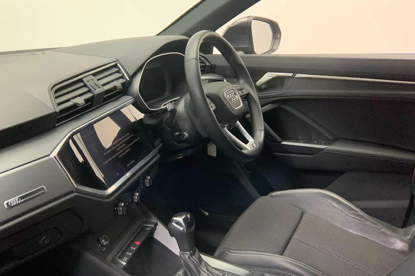 Audi-Q3-image-1