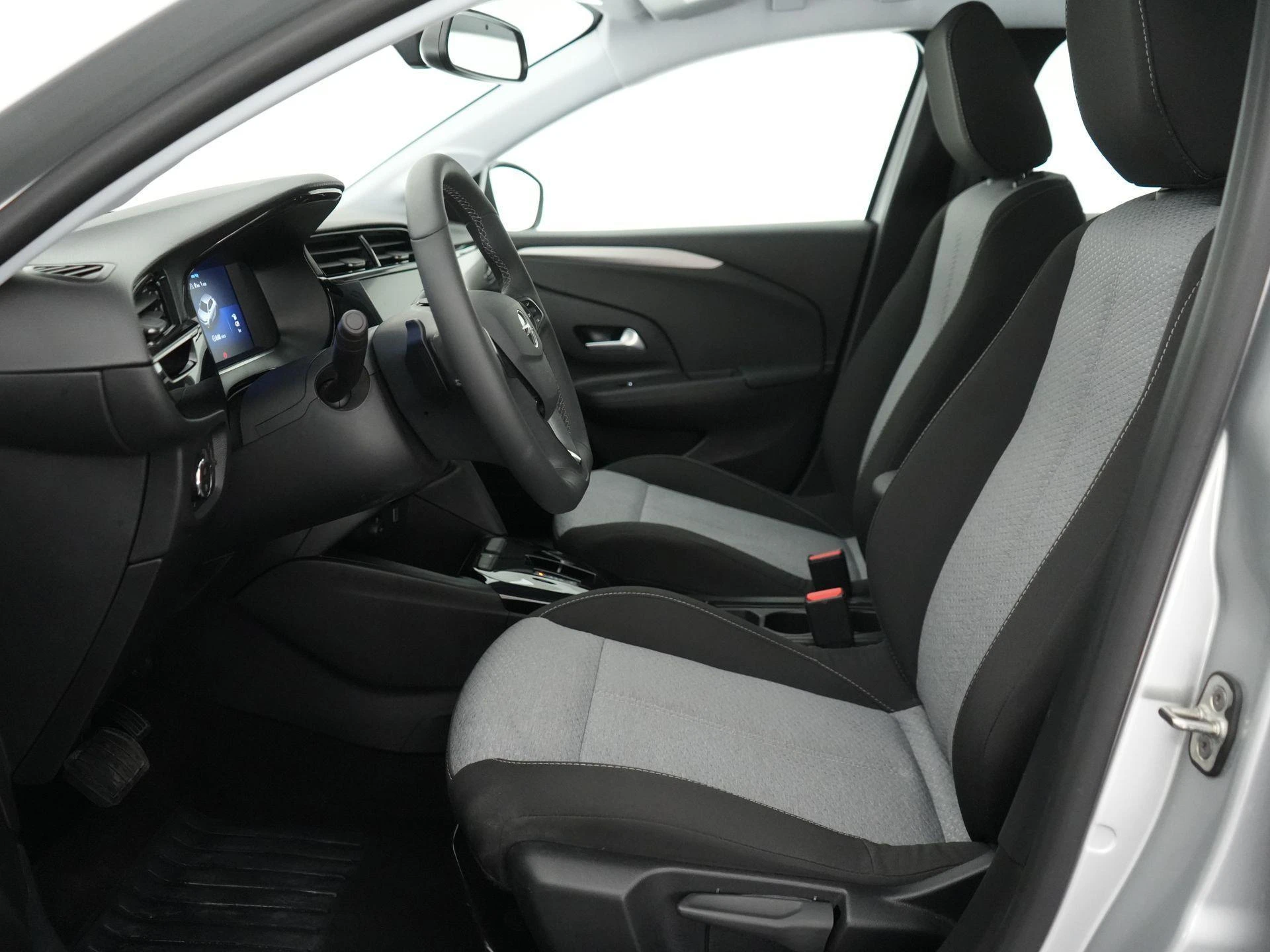 Opel-Corsa-image-9