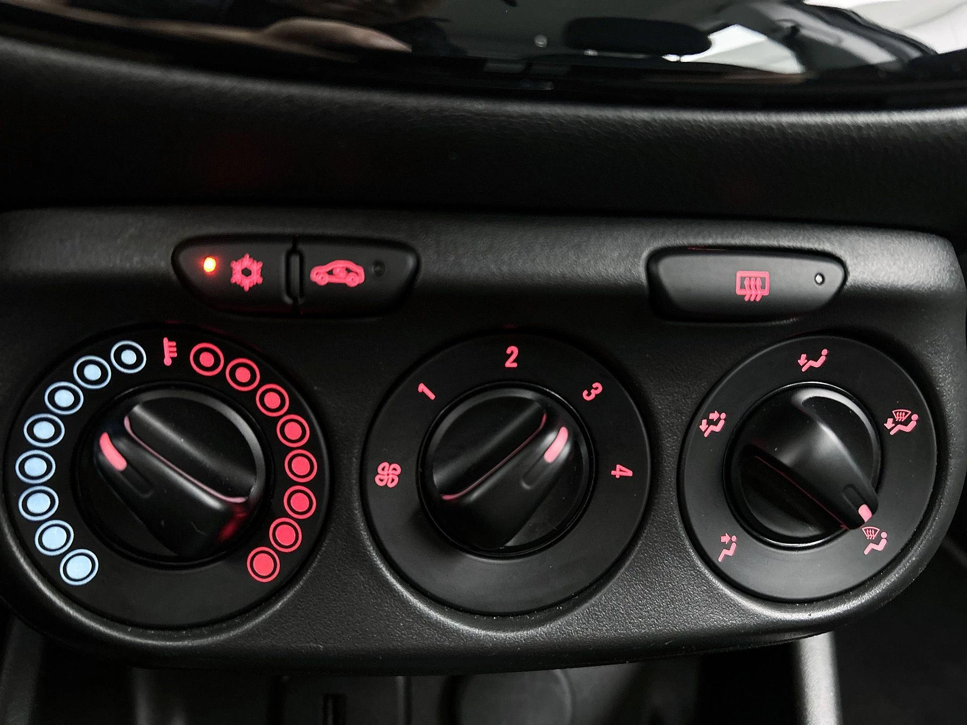 Opel-Corsa-image-18