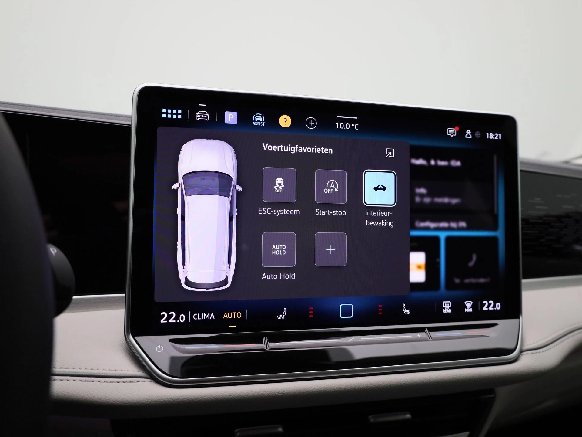 Volkswagen-Passat-image-27