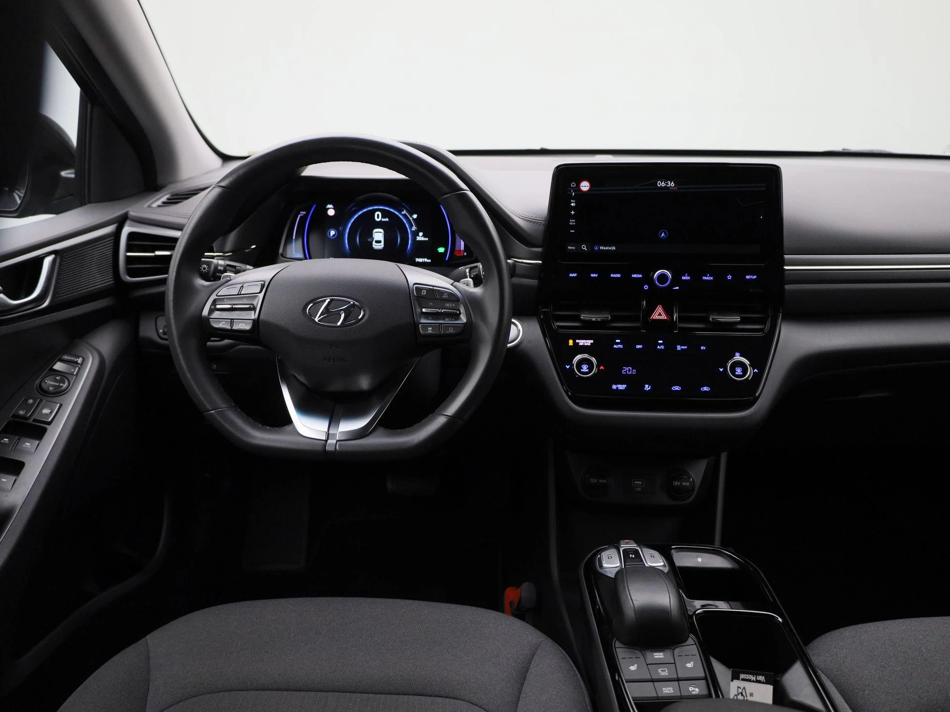 Hyundai-IONIQ-image-6