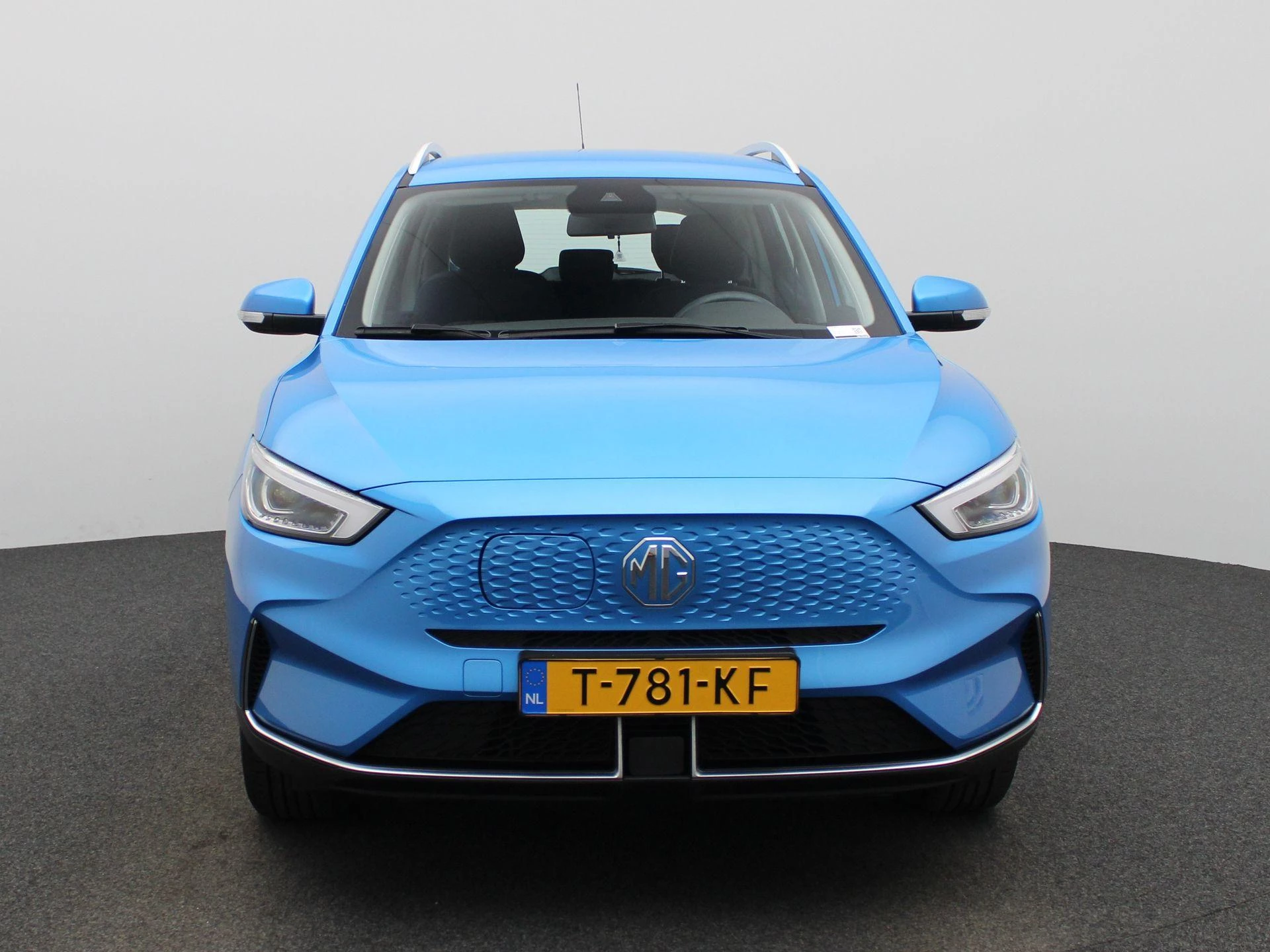 MG-ZS EV-image-2