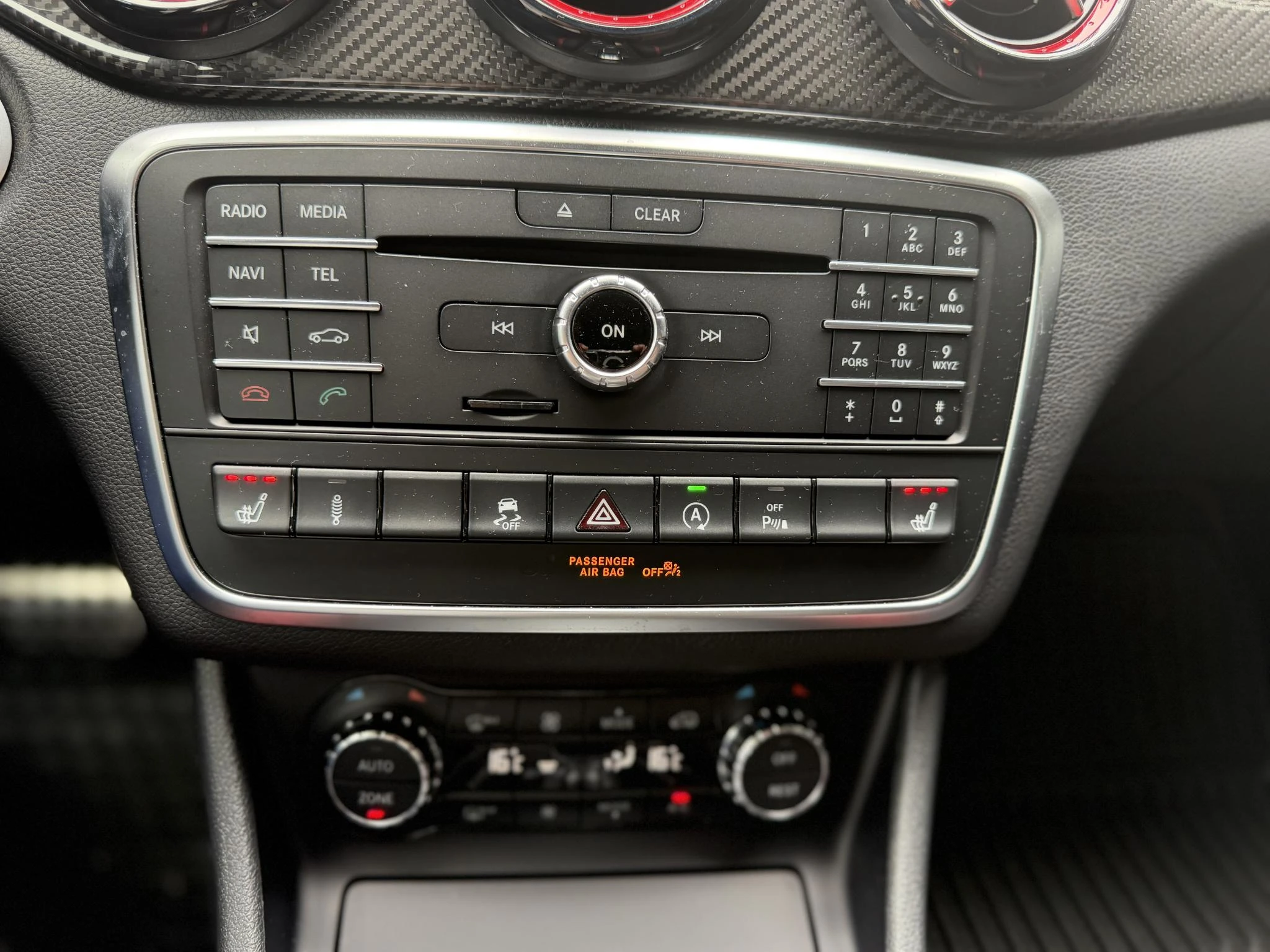 Mercedes-Benz-GLA-image-6