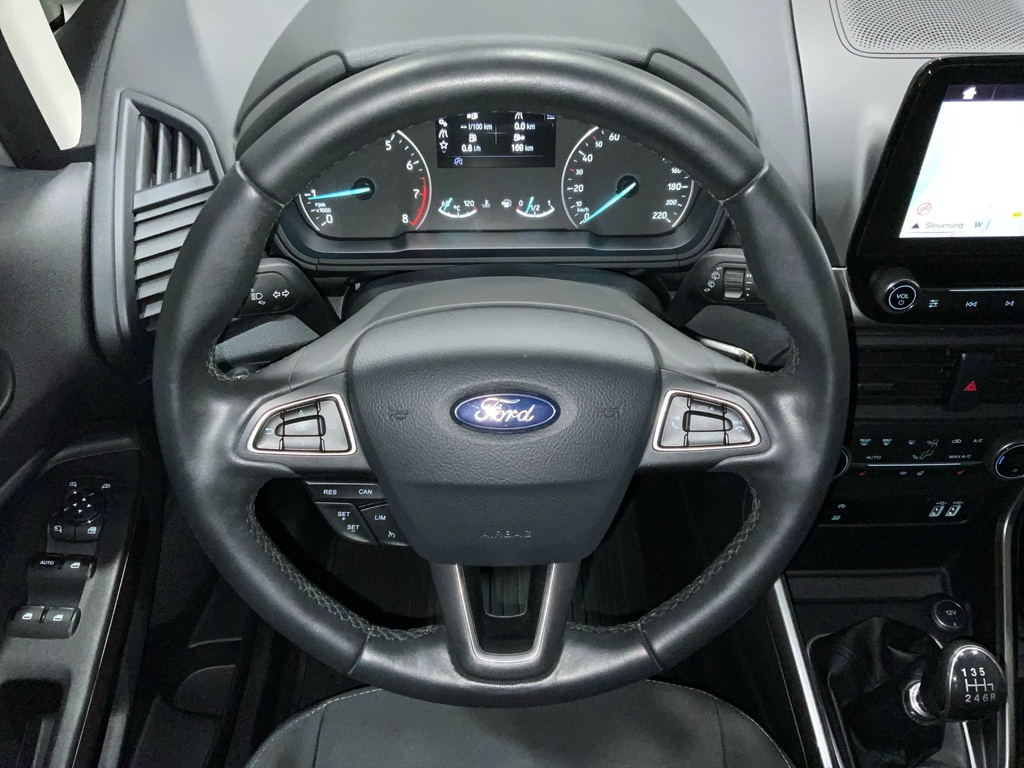 Ford-EcoSport-image-12