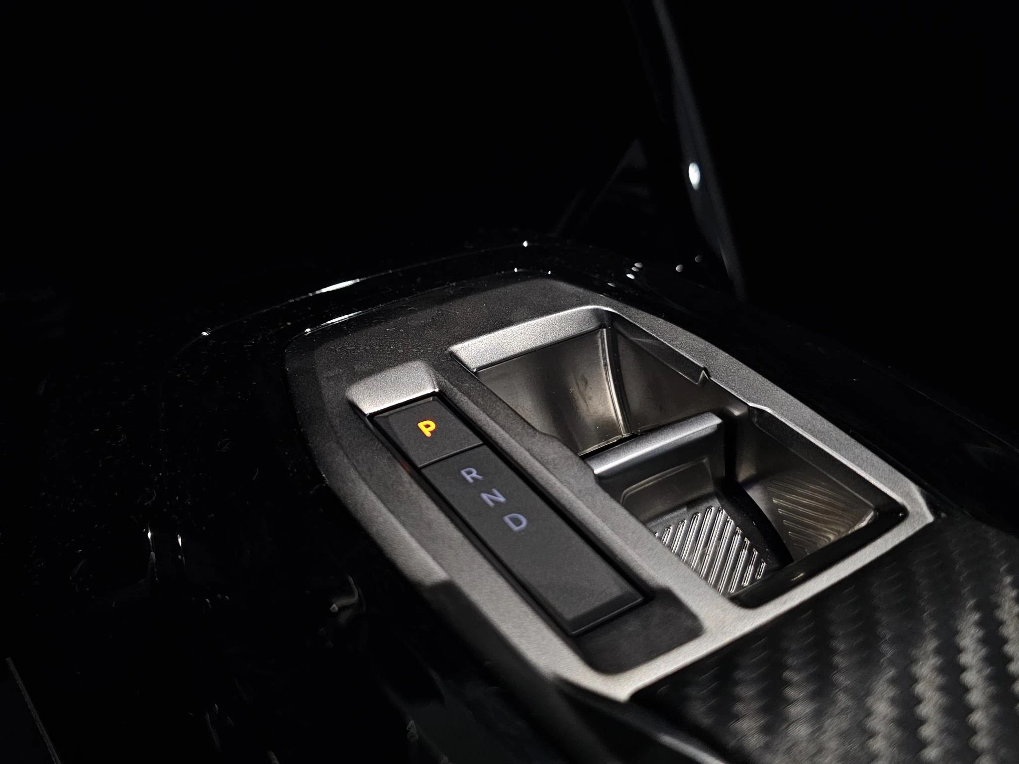 Peugeot-208-image-13
