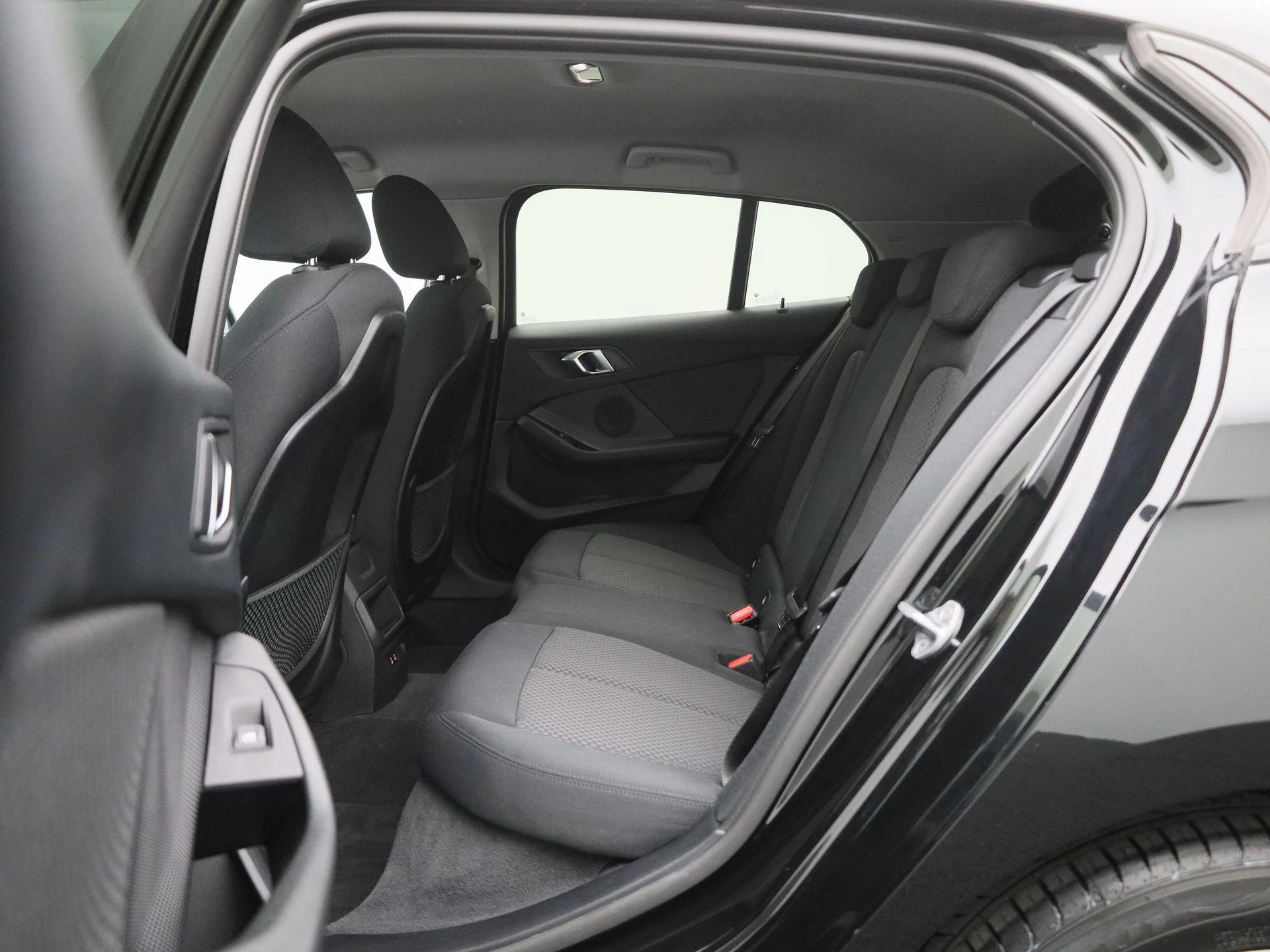 BMW-1 Reeks-image-11