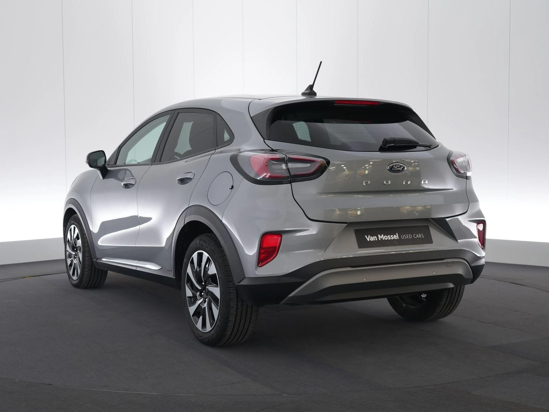 Ford Puma 1.0i Ecoboost MHEV 92kW Aut. Titanium