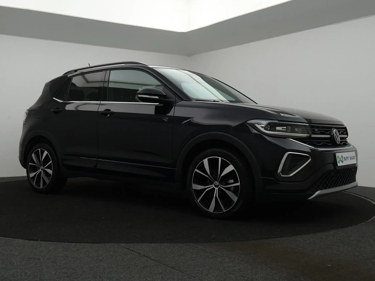 Volkswagen-T-Cross-image-1
