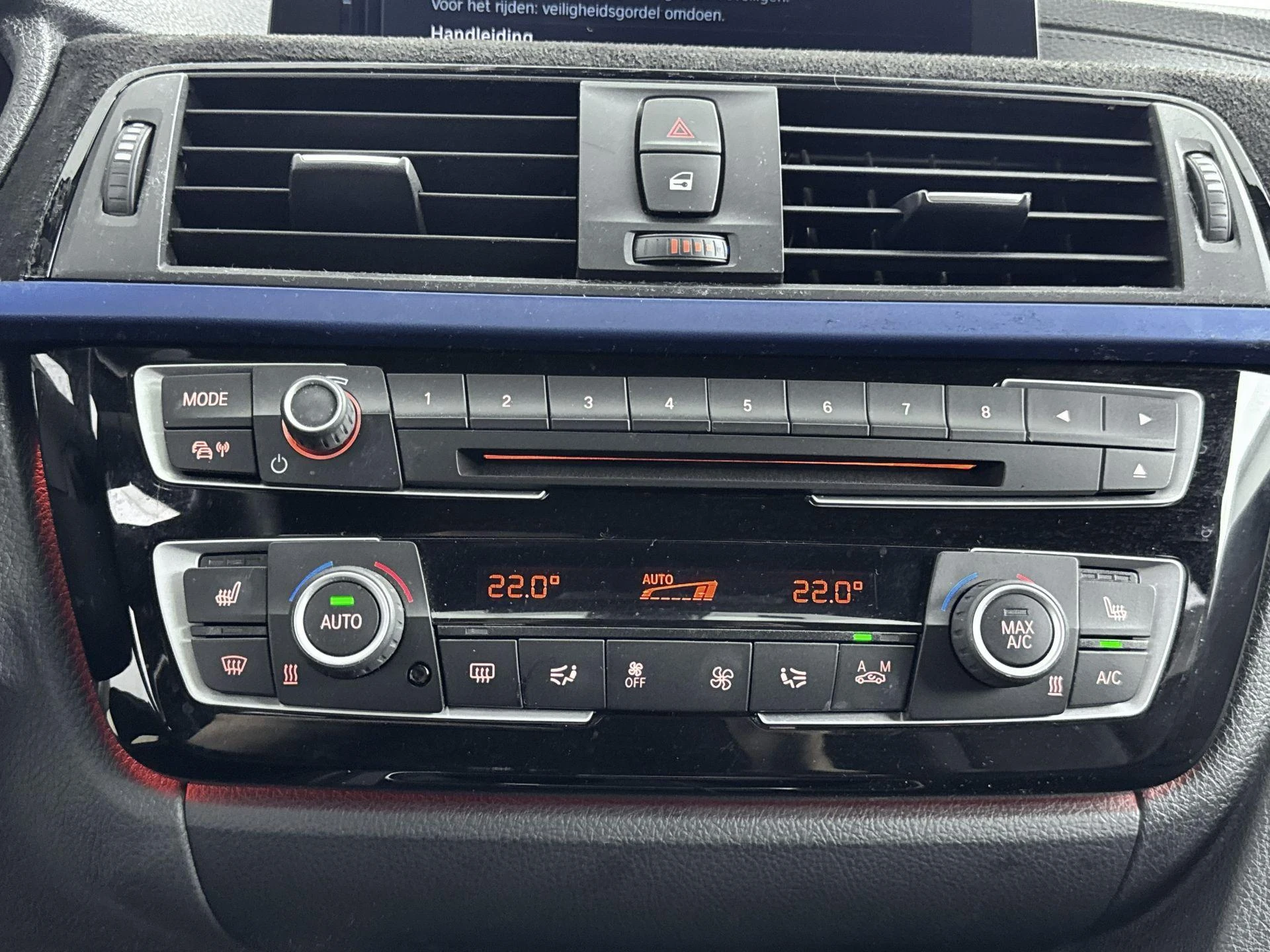 BMW-3 Serie-image-18