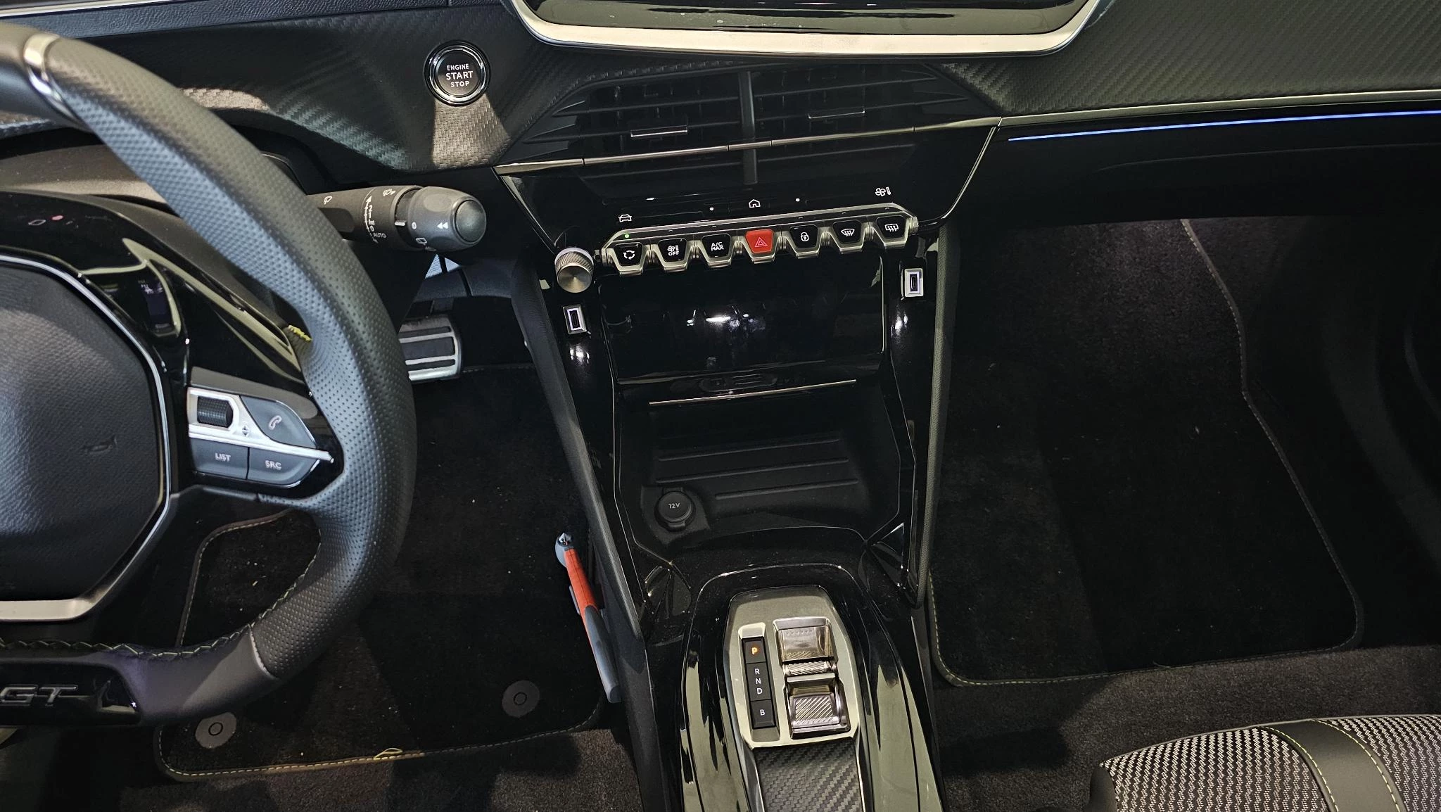 Peugeot e-2008 EV GT Avantage 54 kWh