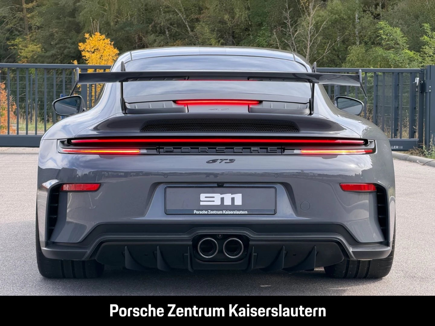 Porsche-911-image-9