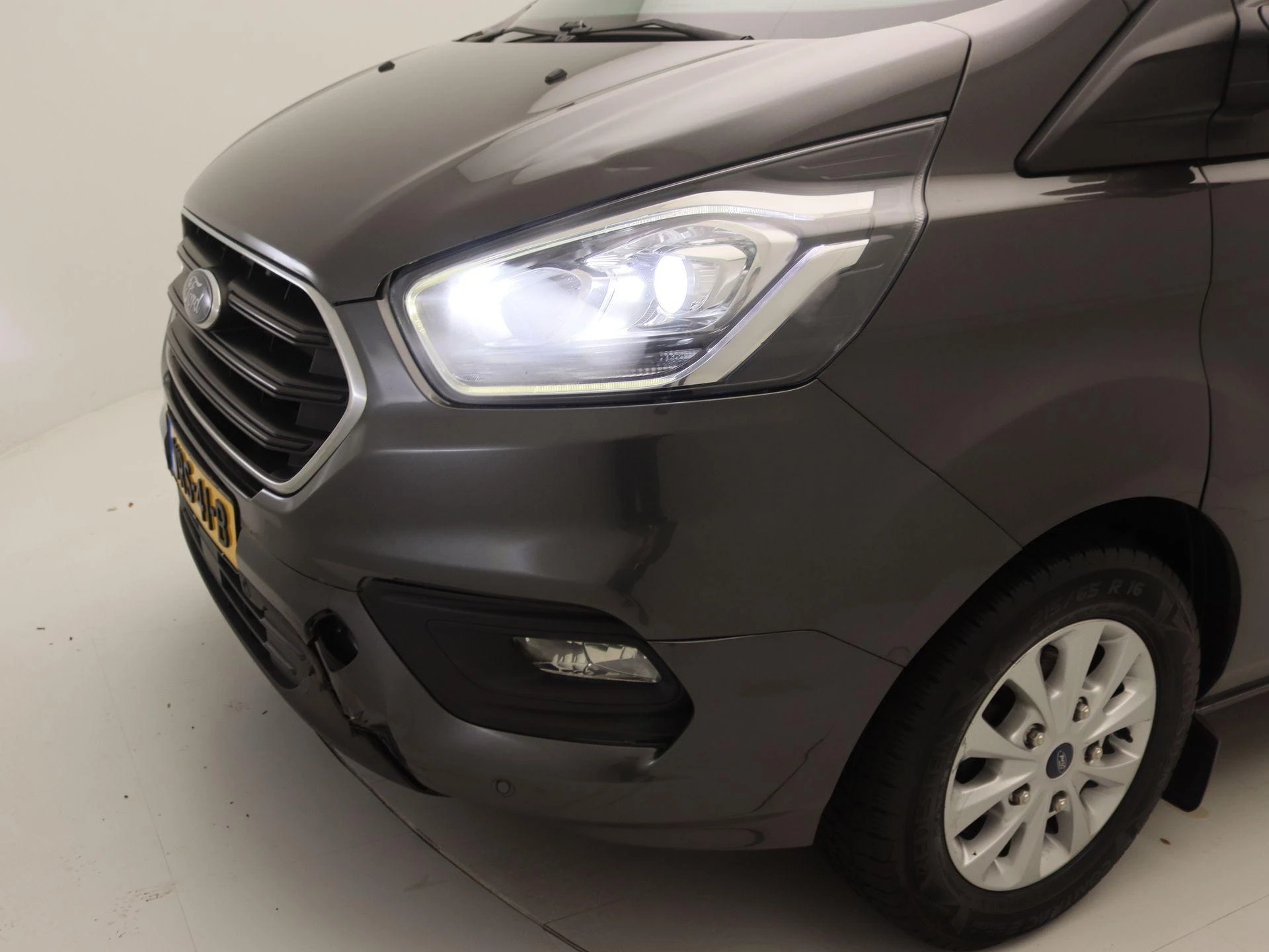 Ford-Transit Custom-image-12