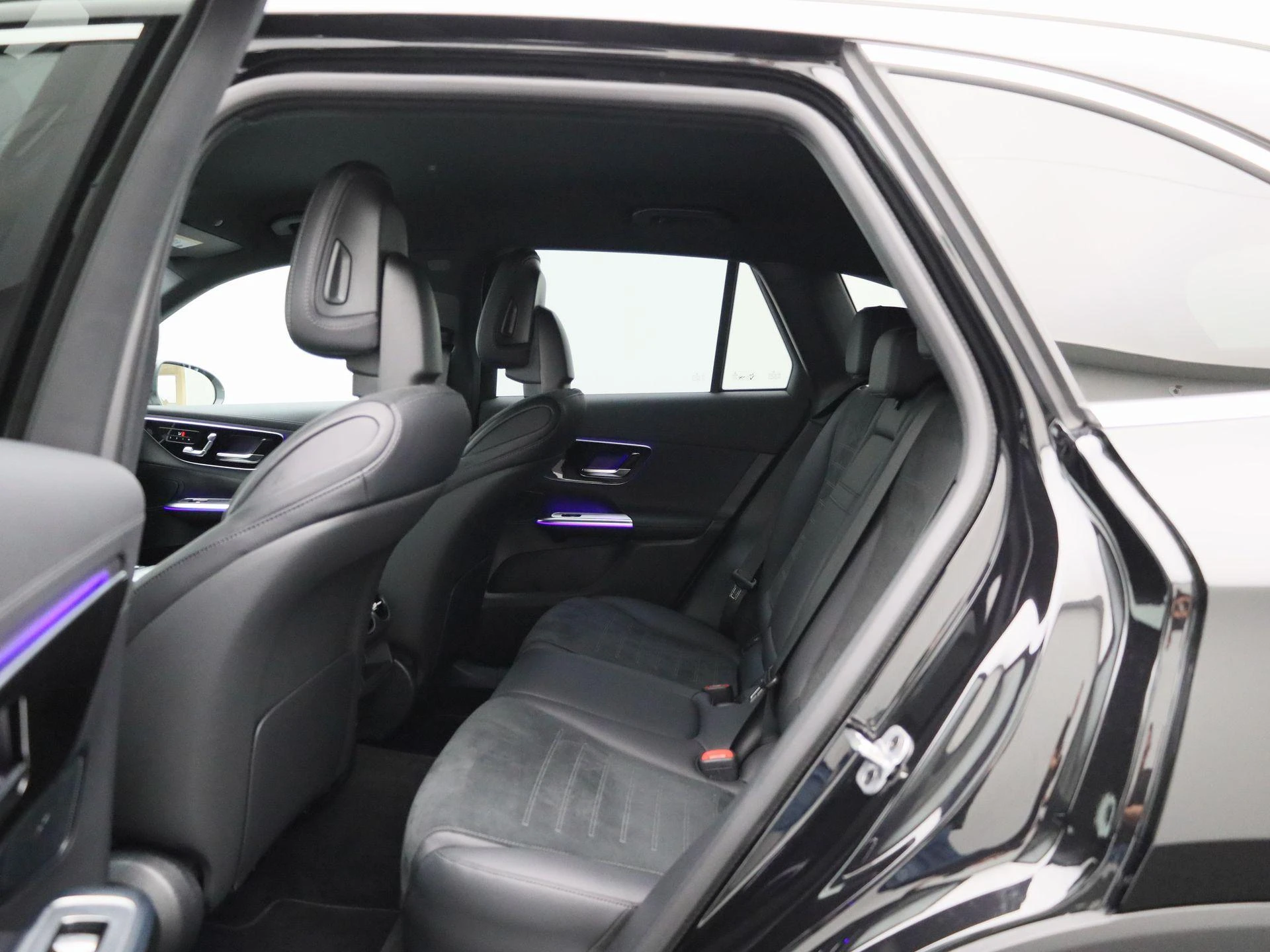 Mercedes-Benz-GLC-image-9