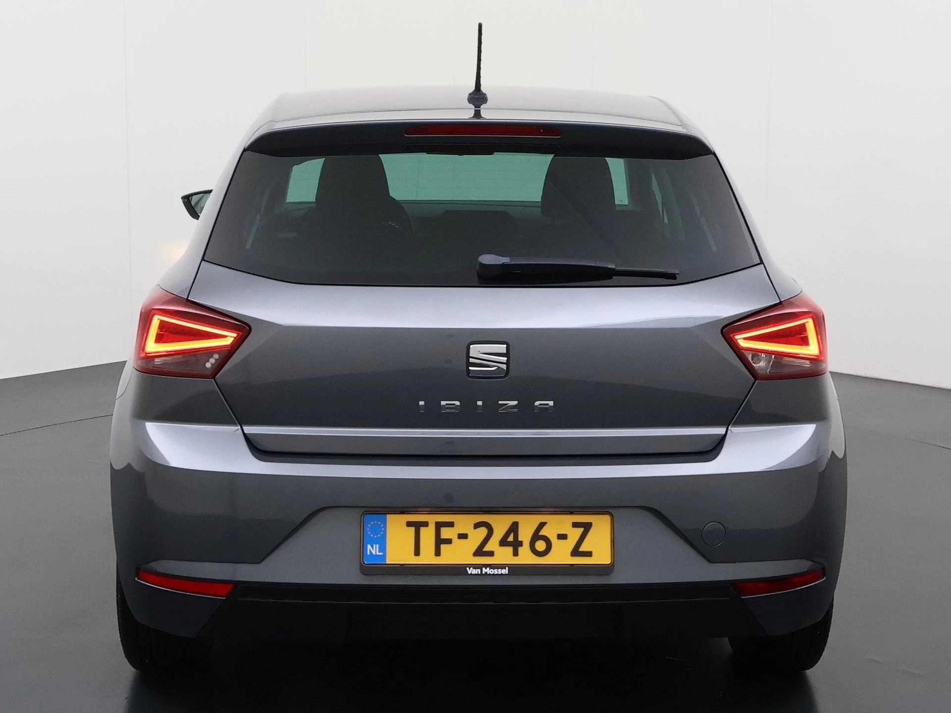 SEAT-Ibiza-image-29
