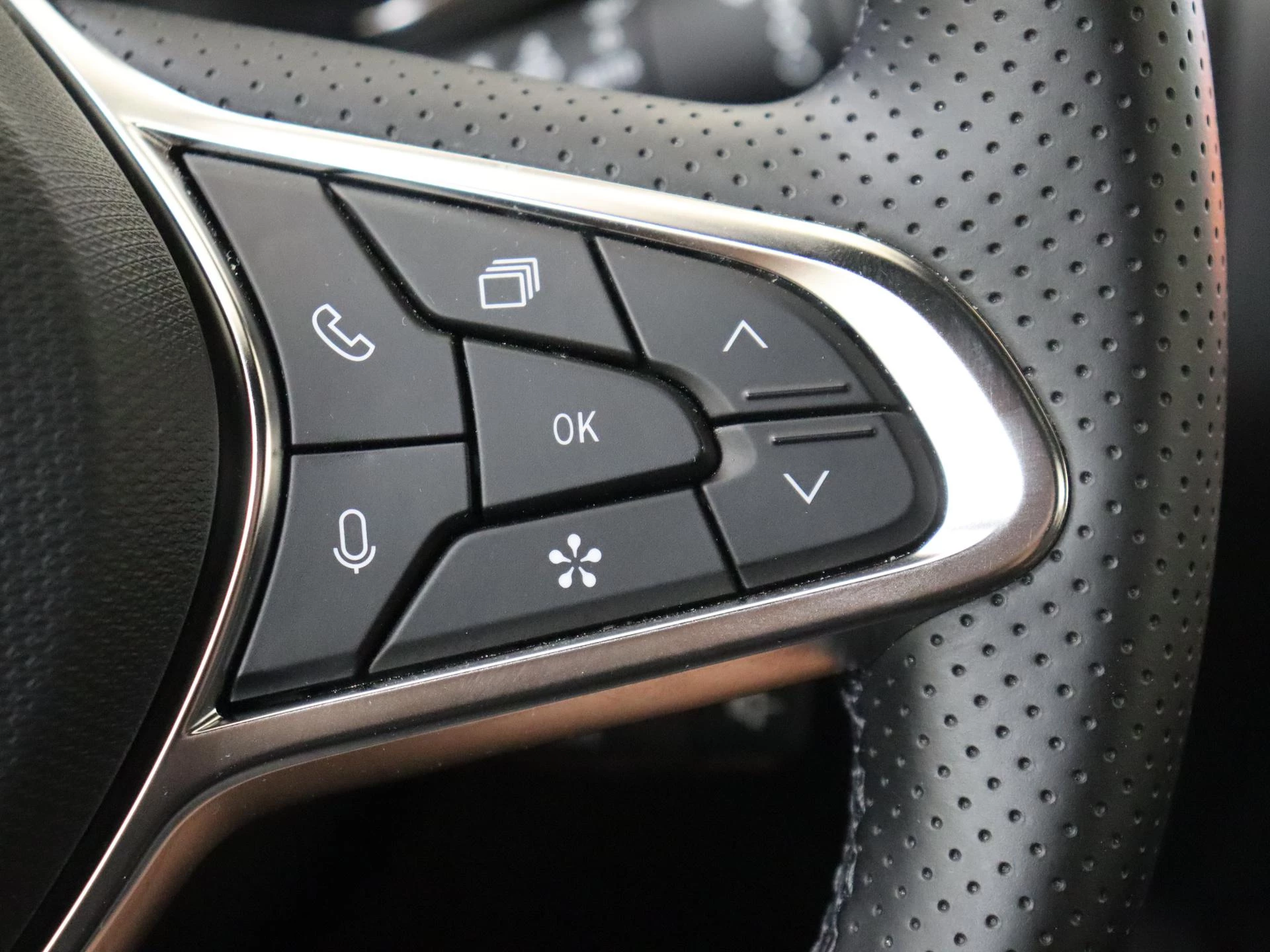 Renault Captur 1.8 E-Tech full hybrid 160 techno