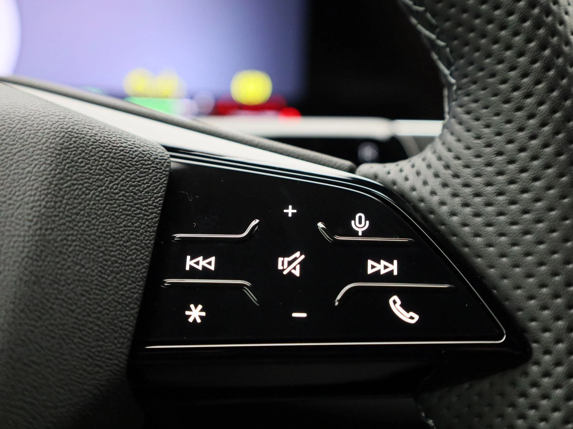 Audi-Q3-image-25