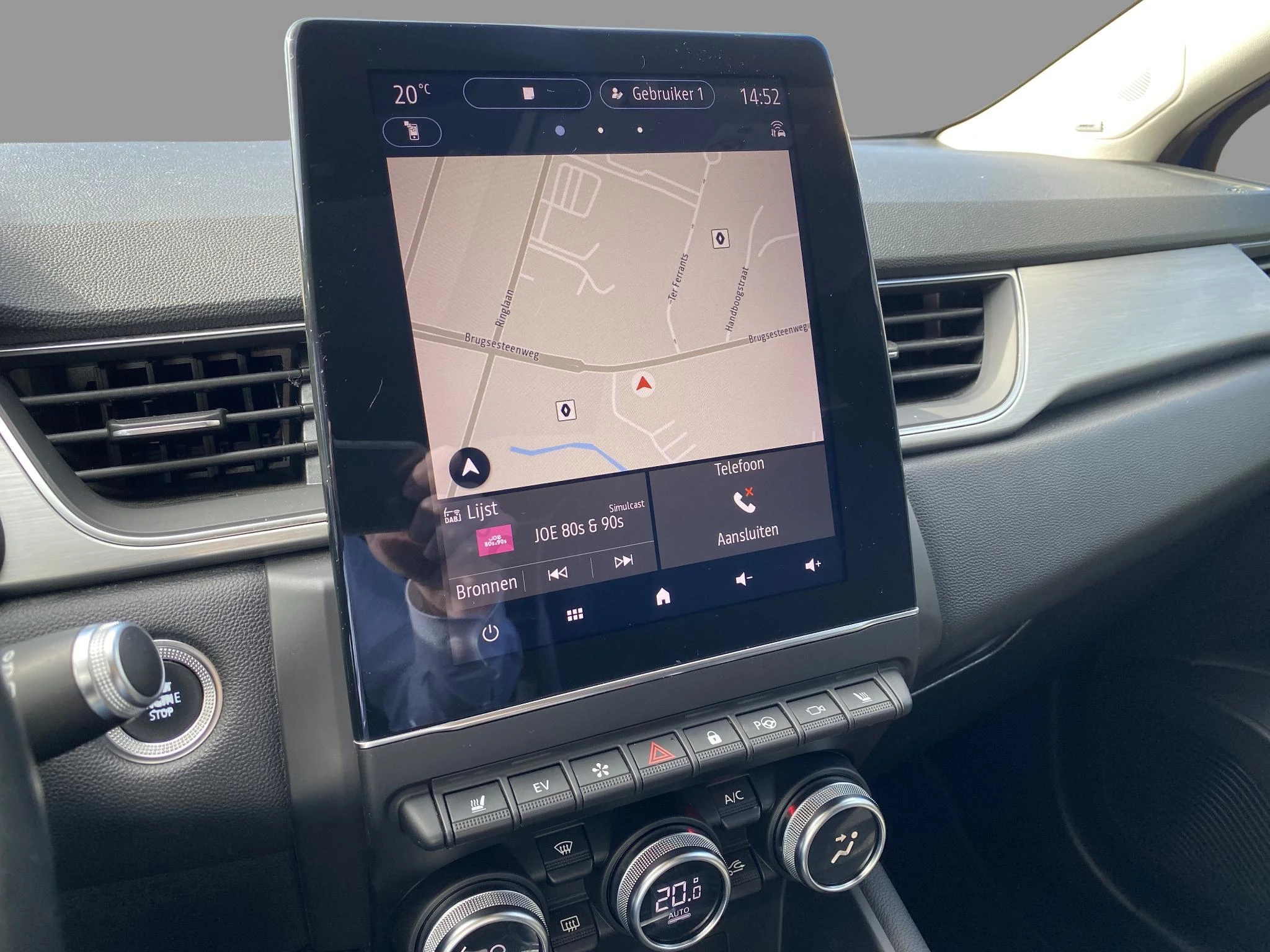 Renault-Captur-image-8