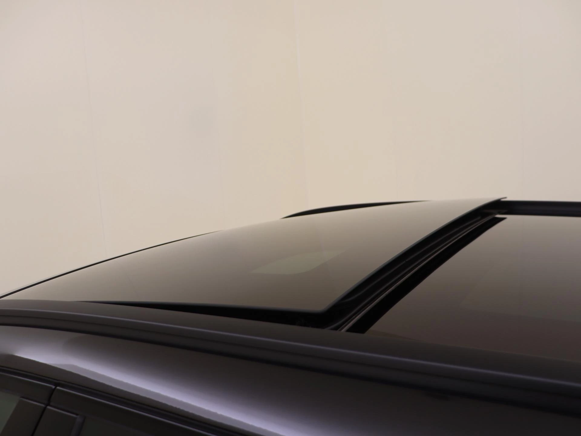 Mercedes-Benz-C-Klasse-image-32