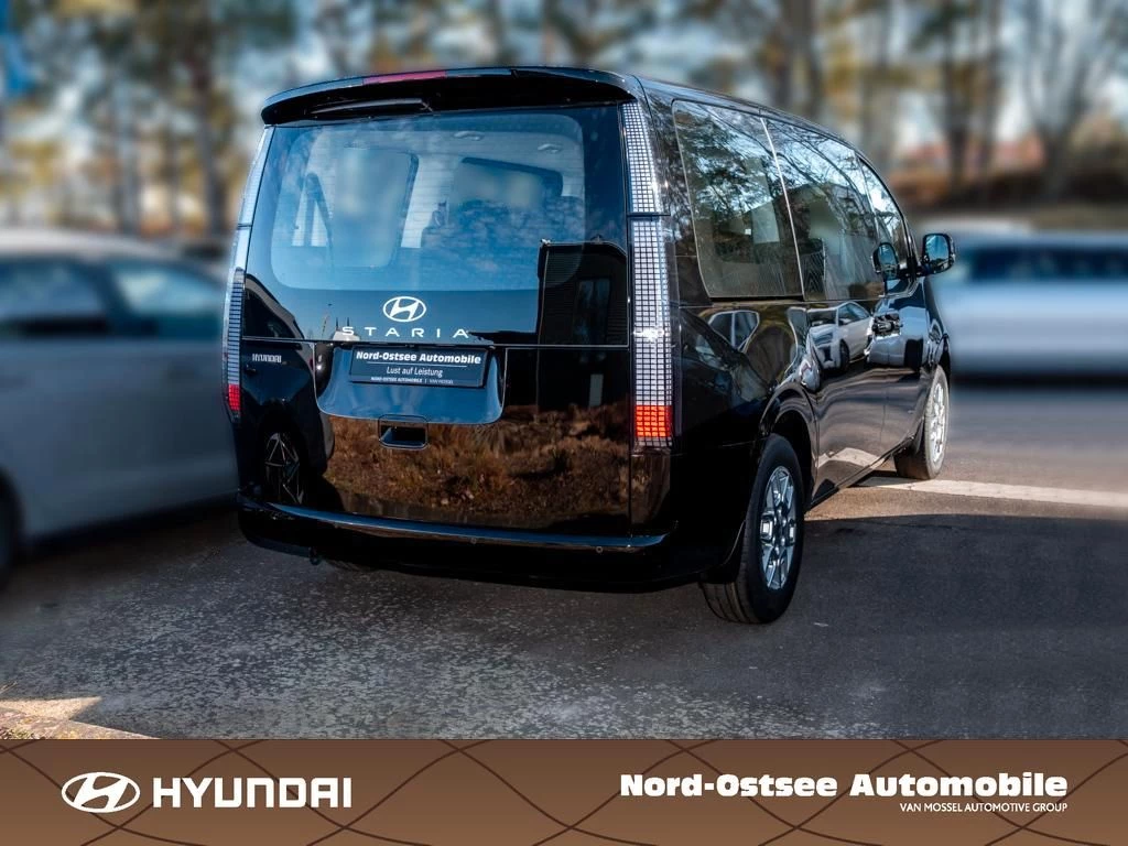 Hyundai-Staria-image-2