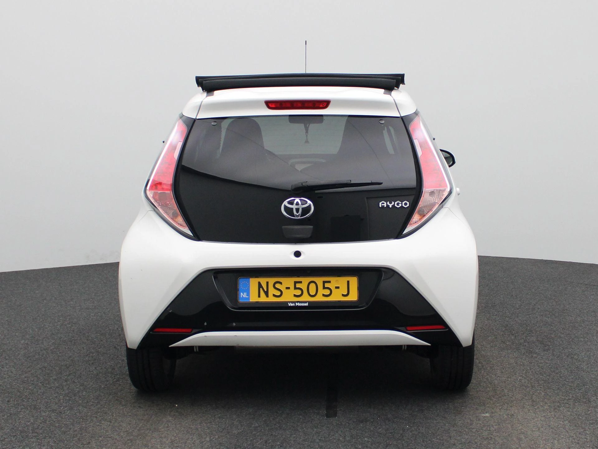 Toyota Aygo 1.0 VVT-i x-wave