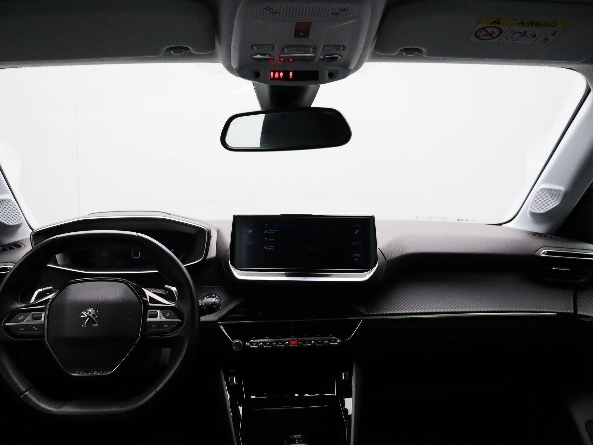 Peugeot-208-image-21