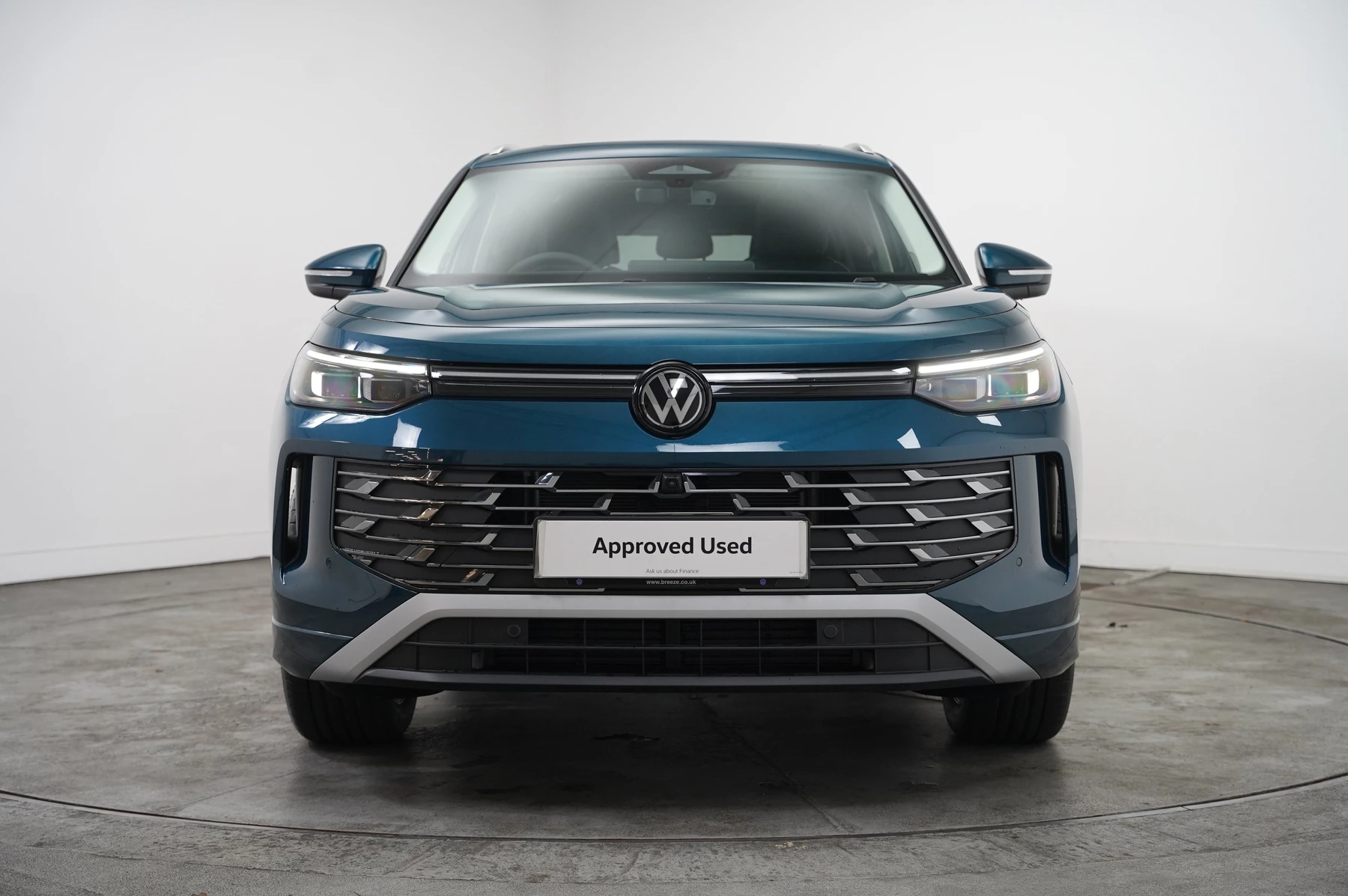 Volkswagen-Tayron-image-6