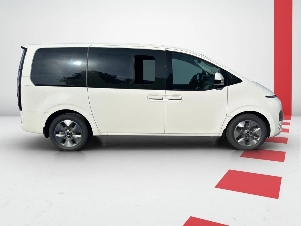 Hyundai-Staria-image-9