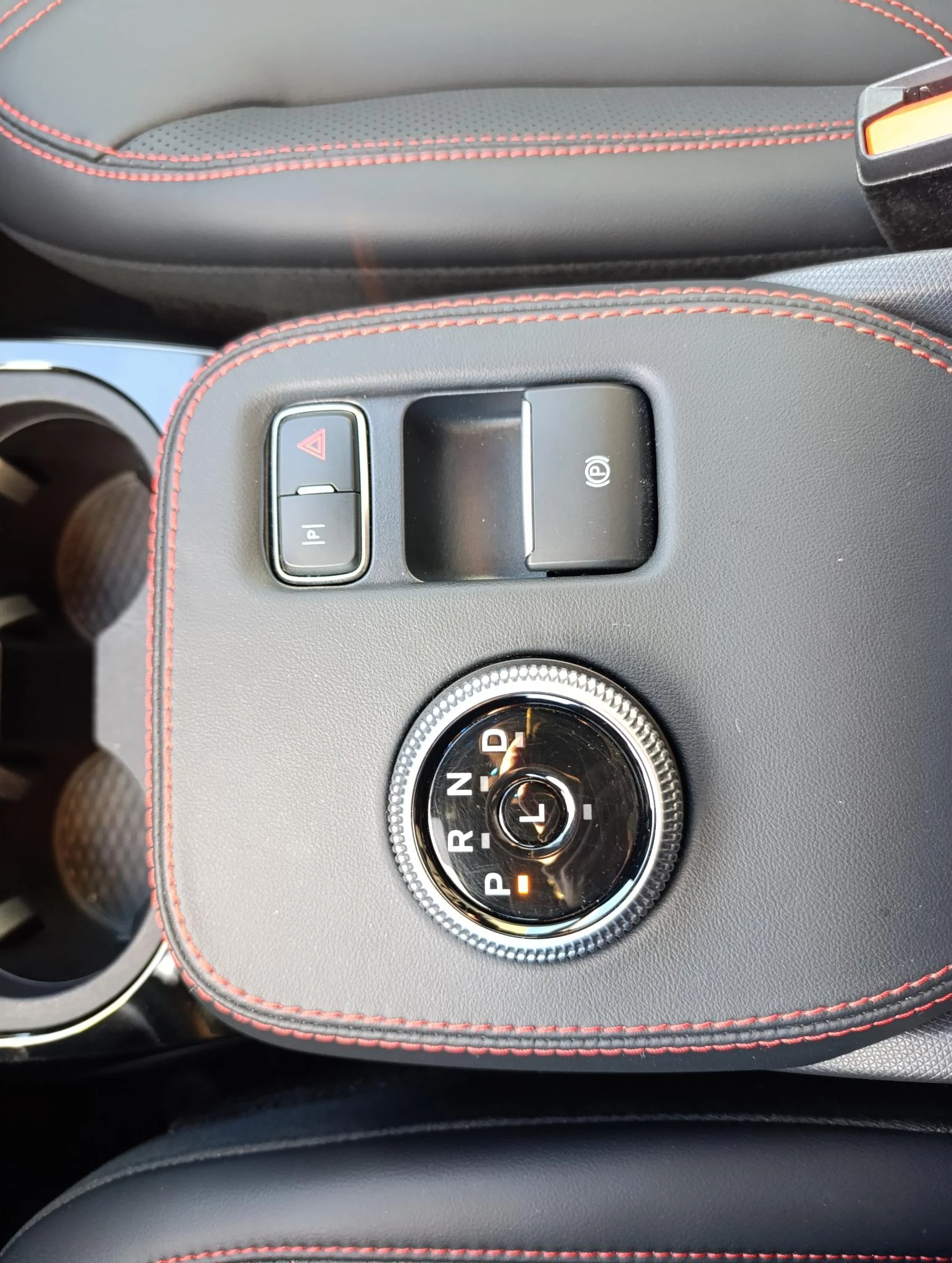 Ford-Mustang Mach-E-image-26