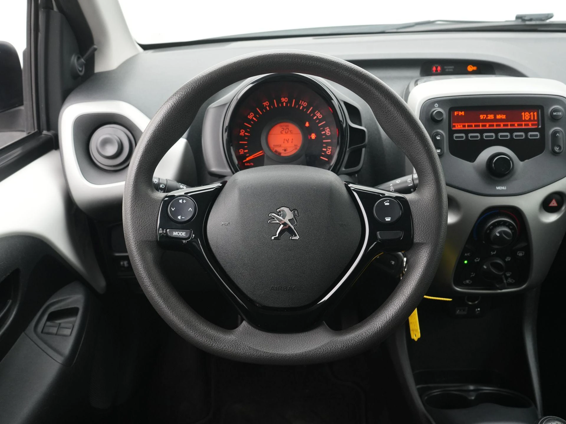 Peugeot-108-image-7
