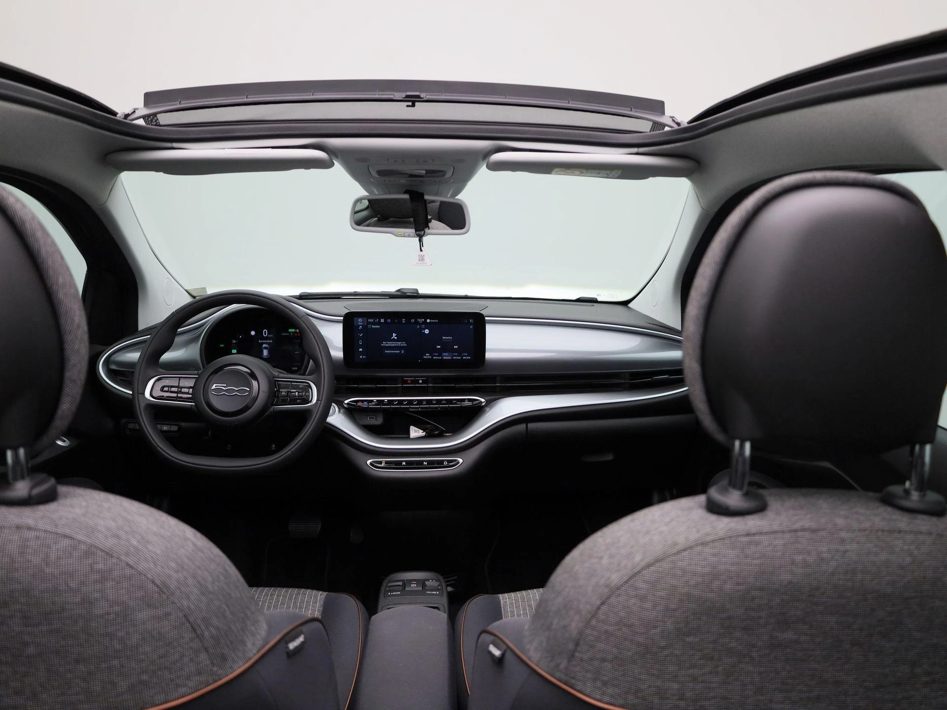 Fiat-500C-image-2
