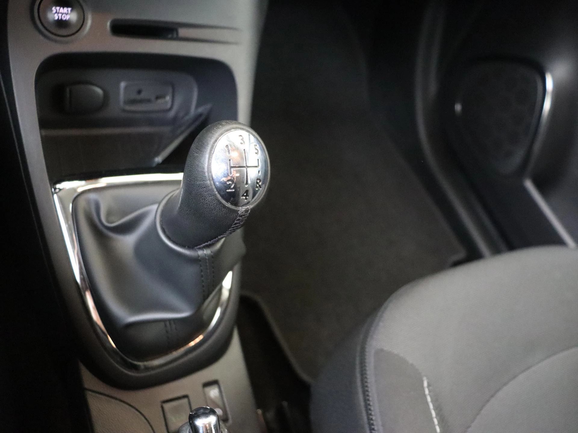 Renault-Captur-image-18