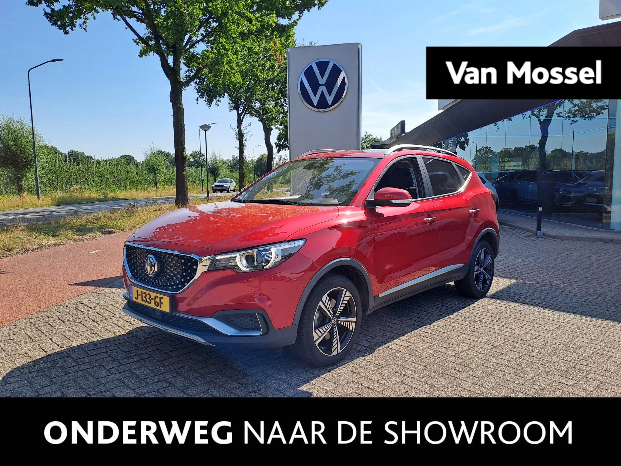 MG-ZS EV-image-0