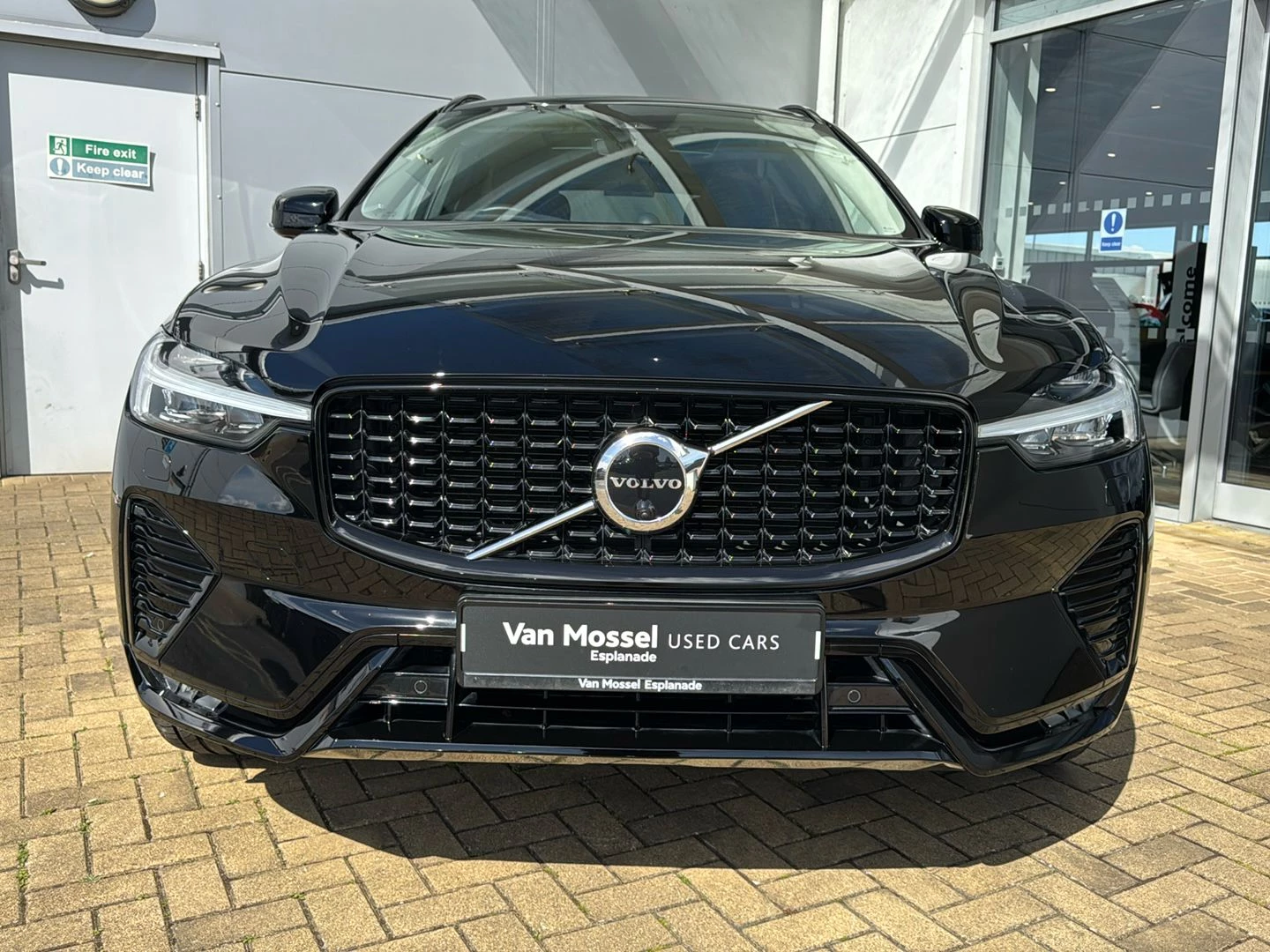 Volvo-XC60-image-4
