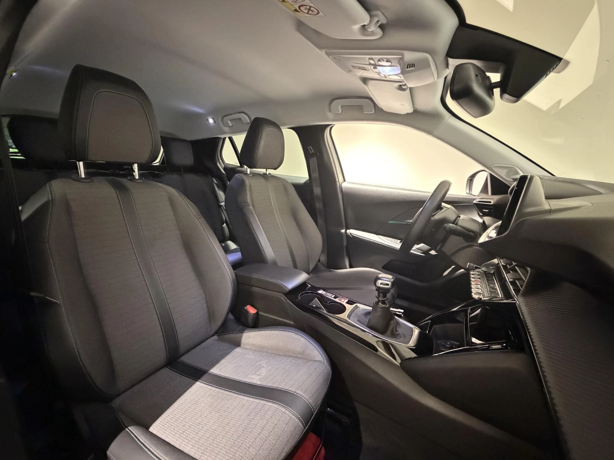 Peugeot-2008-image-15