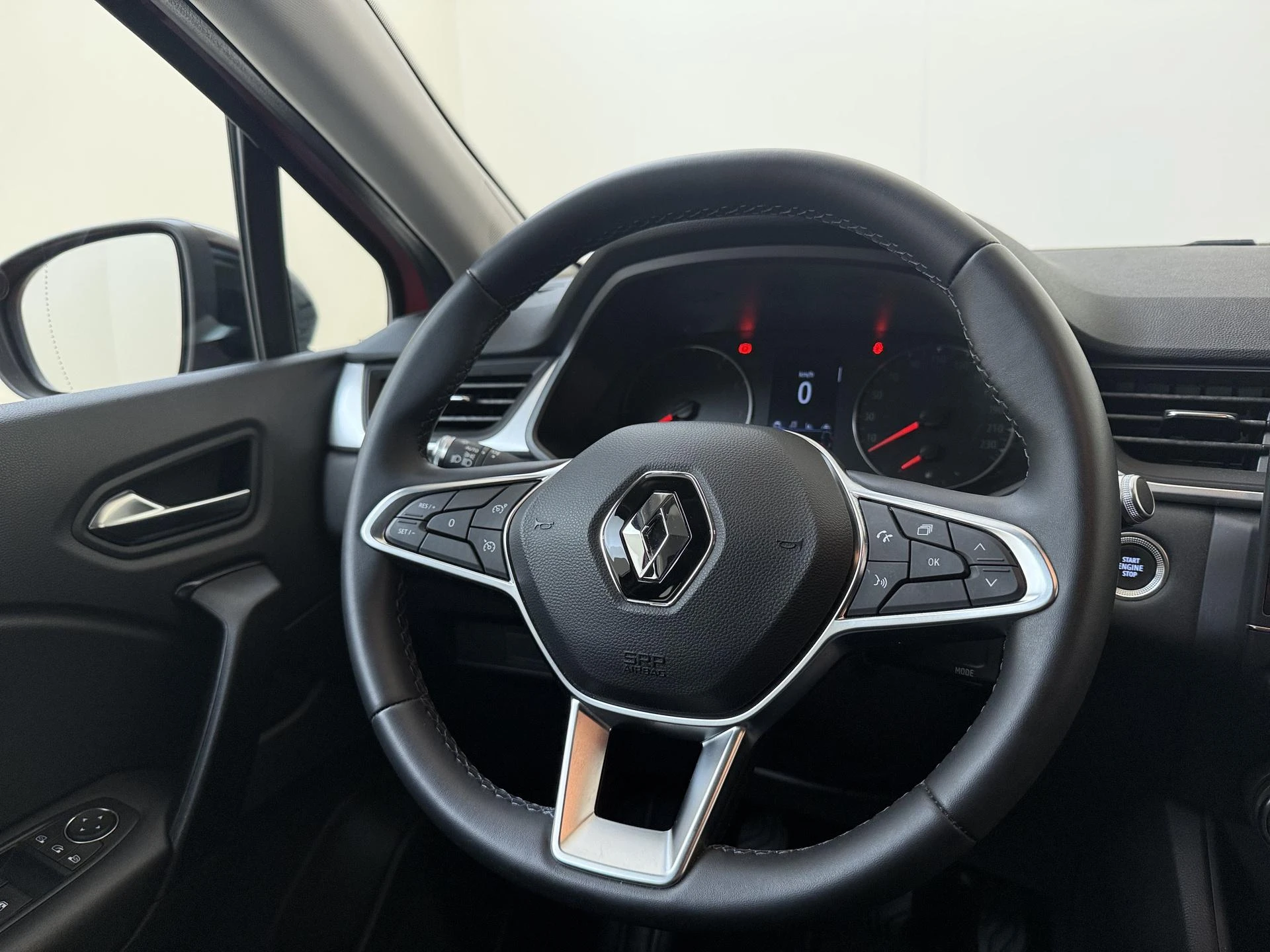 Renault-Captur-image-9
