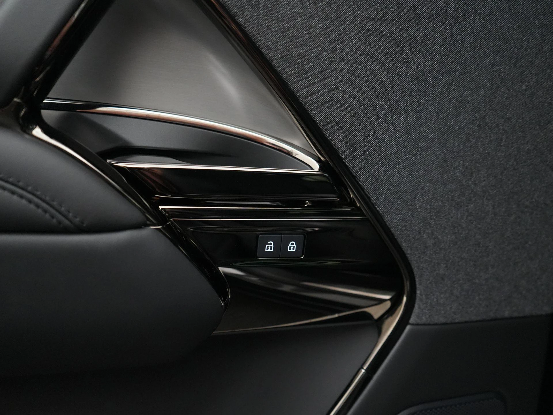 Land Rover-Range Rover Sport-image-35